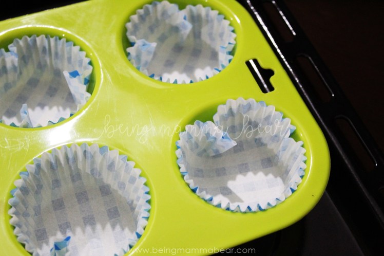 Being Mamma Bear Bake Me India Big Chocolate Cupcakes Kit Review 6